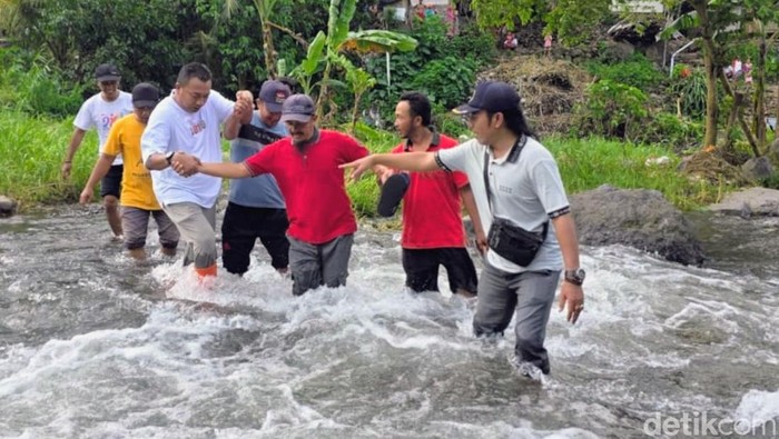 Banjir Bandang di Situbondo Rendam 7.435 Rumah