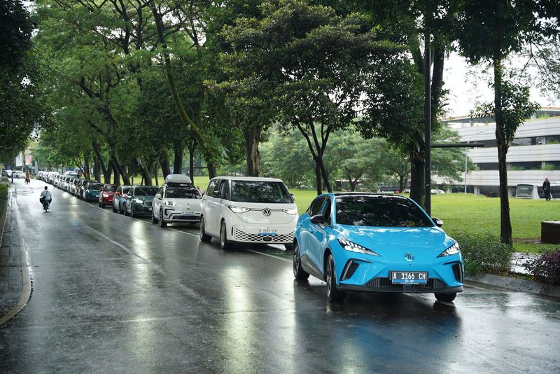 Bukan Touring, Koleksi Gelar Seminar: Mobil Listrik Tidak Aman adalah Mitos!