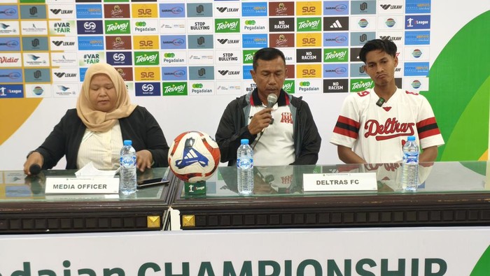 Konferensi pers setelah laga Deltras vs Persipal