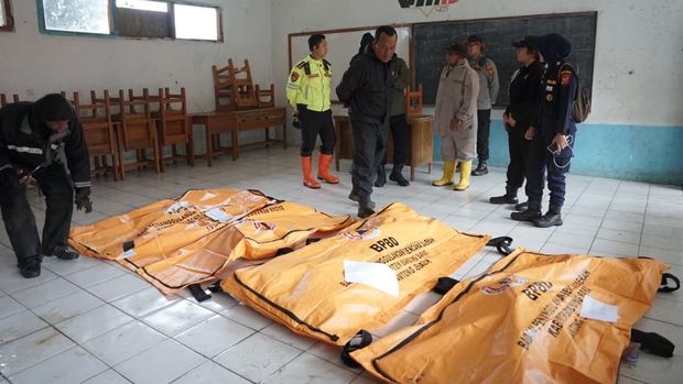 Korban longsor Cisarua, Kabupaten Bandung Barat.