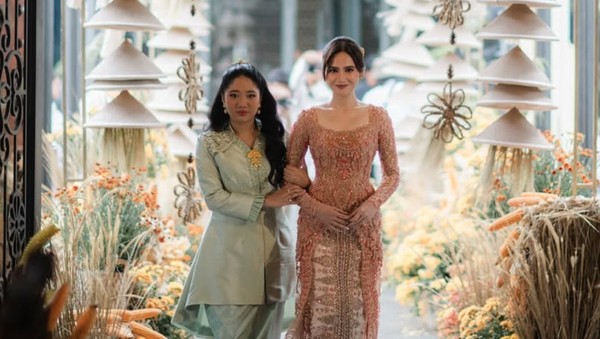 Foto Sherina Adik Syifa Hadju yang Dampingi di Acara Lamaran, Jarang Tersorot