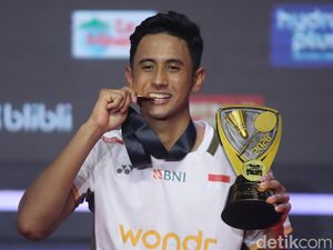 Alwi Farhan Raih Juara Indonesia Masters 2026