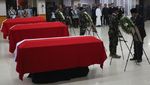 Tiga Jenazah Pegawai KKP Korban ATR 42-500 Dilepas Secara Kedinasan