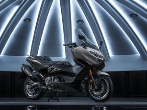 Yamaha Tmax Terbaru, Harganya Lebih Mahal dari Innova Reborn
