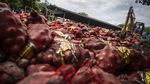 120 Ton Bawang Bombai Ilegal Dimusnahkan di Semarang