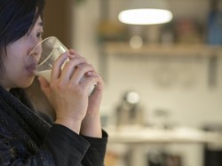 Minum Susu di Malam Hari, Amankah untuk Gula Darah?