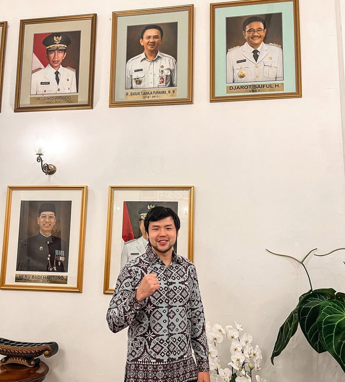 Aksi Nicholas Sean, Putra Ahok Saat Jualan ‘Cookies Broken Home’