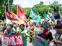 Aksi Ojol Tuntut Tarif Layak dan Jaminan Sosial