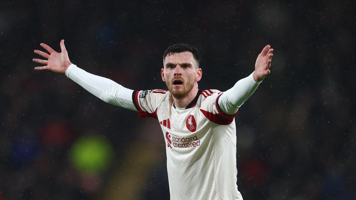 Andy Robertson tidak jadi ke Tottenham Hotspur? (Action Images via Reuters/Matthew Childs)