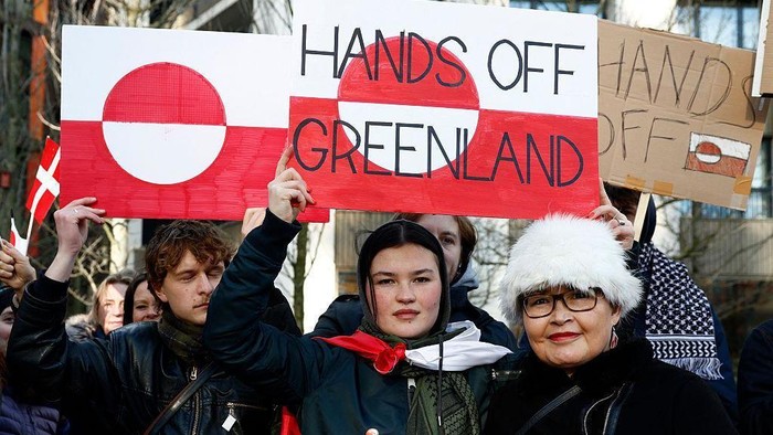 Kala Hegemon Berburu Tanah Hijau