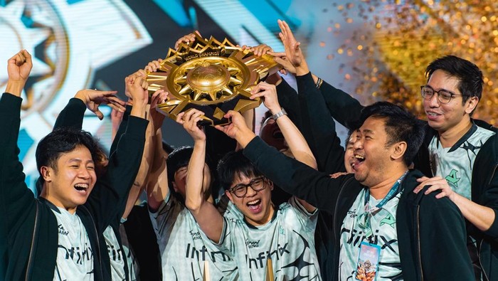 Aurora Gaming PH sukses menjadi juara M7 World Championship. Torehan ciamik tim asal Filipina ini semakin menguatkan dominasi negaranya di kejuaraan dunia Mobile Legends. Bagaimana dengan Indonesia?