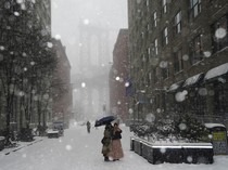 Badai Salju Batalkan 10.000 Penerbangan, Bandara Terpaksa Tutup