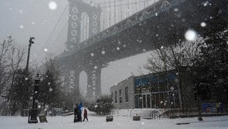 Parahnya Badai Salju Bikin Trump Tetapkan Status Darurat di 12 Negara Bagian AS