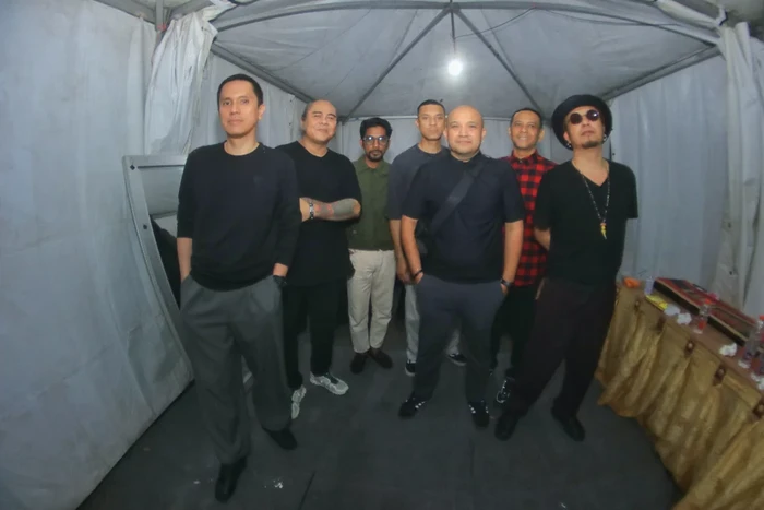 Momen manggun terakhir Lucky Widja bareng Element.