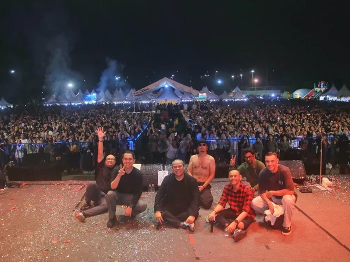 Momen manggun terakhir Lucky Widja bareng Element.