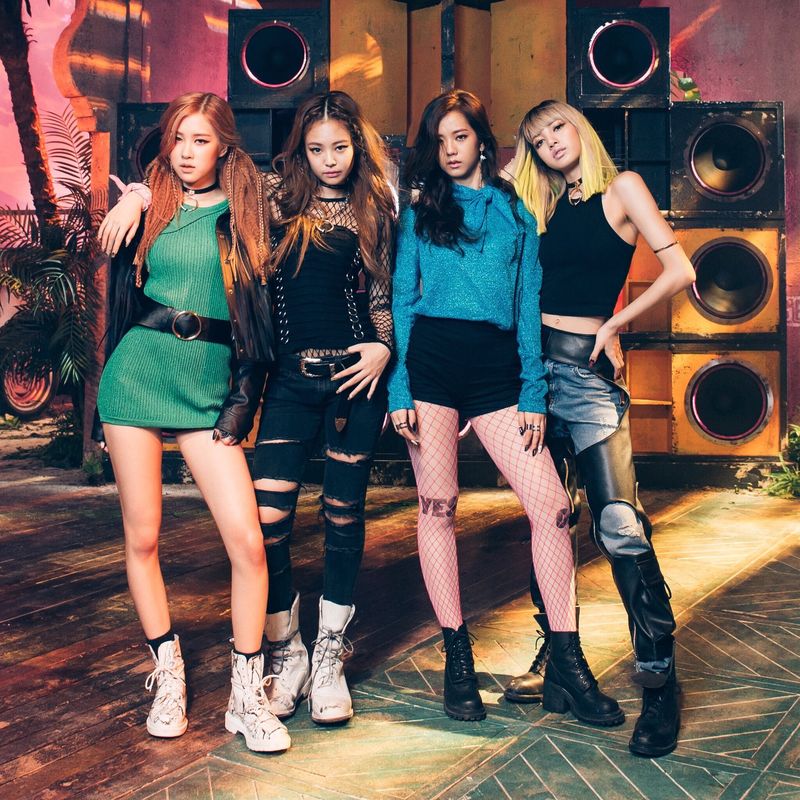 Penampilan BLACKPINK saat debut pada 2016.