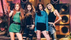 Ini penampilan BLACKPINK buat MV debut mereka BOOMBAYAH. (Foto: dok. YG Entertainment)