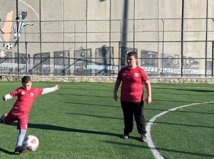 Cerita di Balik Rencana Israel Bongkar Lapangan Sepak Bola Anak Palestina