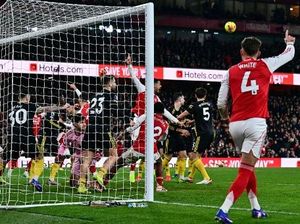 Gol Spektakuler Cunha Antar MU Taklukkan Arsenal 3-2