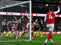 Gol Spektakuler Cunha Antar MU Taklukkan Arsenal 3-2