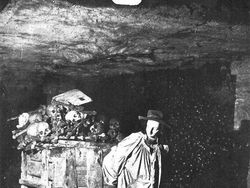 Foto Lawas Ini Membongkar Sisi Masa Lalu yang Tak Pernah Diceritakan