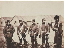 Foto Lawas Ini Membongkar Sisi Masa Lalu yang Tak Pernah Diceritakan