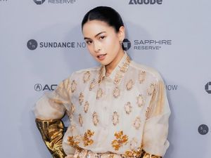 Makna Anting Tanduk Kerbau Maudy Ayunda di Sundance Film Festival 2026