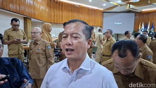 Gubernur NTB Lalu Muhamad Iqbal seusai mendengar LHP BPK RI NTB di Gedung Sangkarenag Pemprov NTB, Senin (26/1/2026). (Foto: Ahmad Viqi/detikBali).