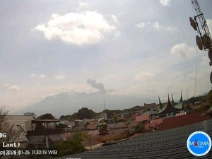 Erupsi Lagi, Marapi Semburkan Abu Vulkanik 600 Meter