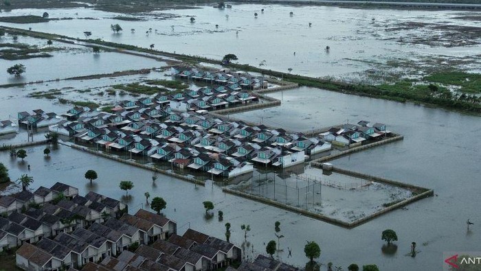 Pemkab Bekasi Setop Izin Bangun Perumahan yang Dilanda Banjir!
