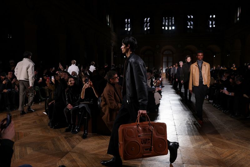 Models present creations by designer Veronique Nichanian as part of her Menswear Fall/Winter 2026-2027 collection show for fashion house Hermes during Men's Fashion Week in Paris, France, January 24, 2026. REUTERS/Stephanie Lecocq