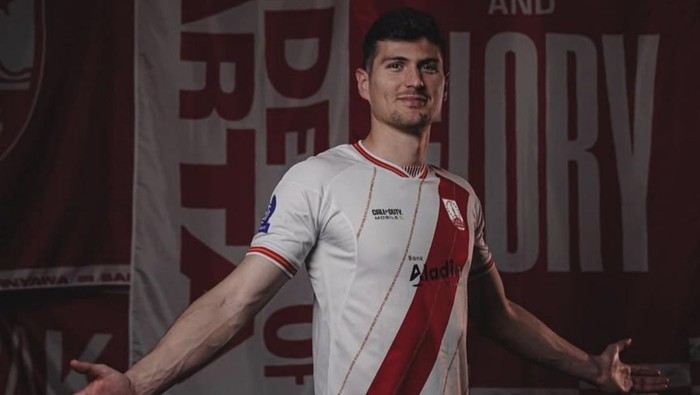 Bek baru Persis Solo, Luka Dumancic.