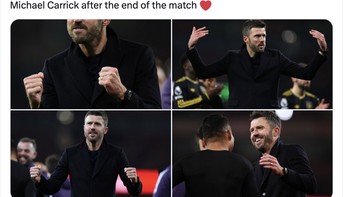 Michael Carrick merayakan kemenangan MU atas Arsenal. Foto: X.com