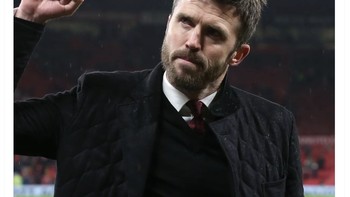 Banyak yang mendukung Carrick segera dijadikan pelatih permanen. Foto: X.com