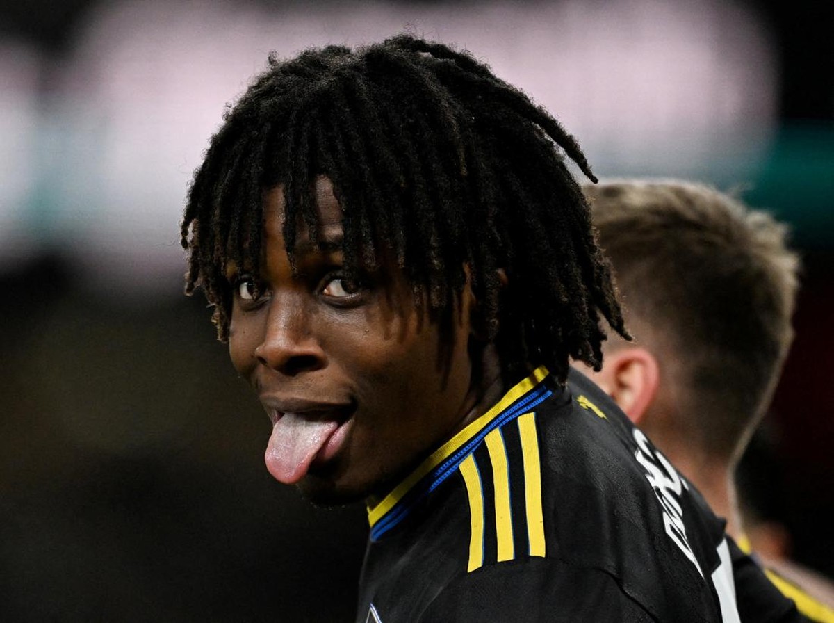 Patrick Dorgu membuat Matheus Cunha terpaksa dicadangkan. (Foto: REUTERS/Dylan Martinez)