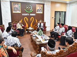 PGRI Jambi Dorong Perlindungan Profesi Guru di Sekolah