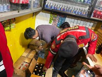 Razia Warung di Serang, Polisi Sita Ratusan Botol Miras dan Tuak