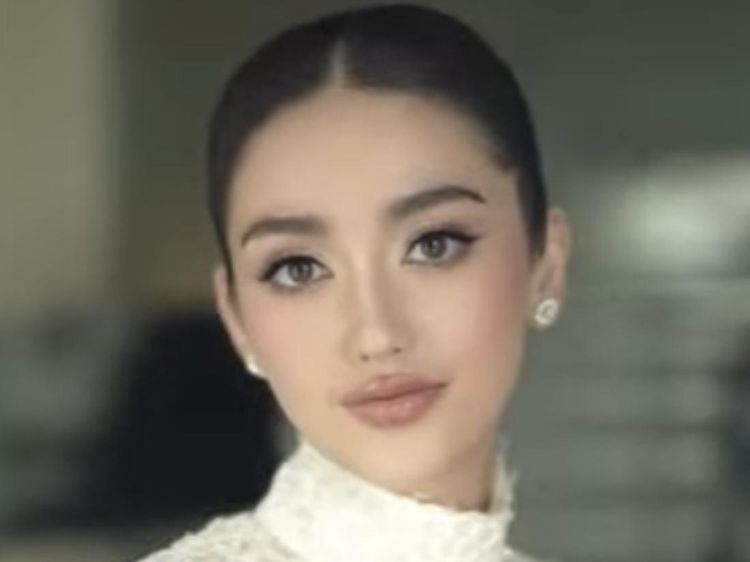 Pesona Ranty Maria saat Menikah, Cantik Manglingi Dengan Riasan Soft Glam