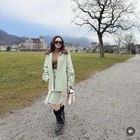 Gaya Shandy Aulia Tenteng Beragam Tas Hermes di Eropa, Ada yang Capai Rp 4 M