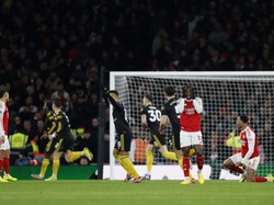 Puncak Klasemen Goyang! Arsenal Kalah 2-3, King MU Makin Mengerikan