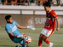 Penilaian Johnny Jansen soal Debut Teppei Yachida di Bali United