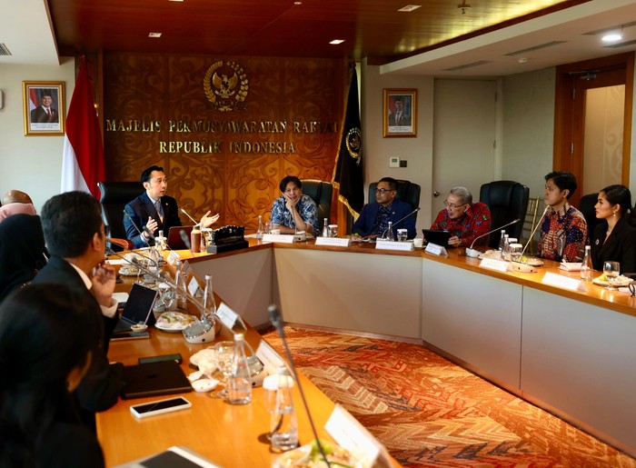 Ibas Ingatkan Peran Penting Imigrasi Jaga Kedaulatan Negara