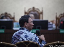 Seloroh Ahok di Sidang Kasus Minyak: Aku Juga Pernah Dipenjara