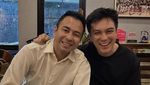 Baim Wong Seru-seruan Makan Soto di Blok M hingga Nasi Padang di PIK