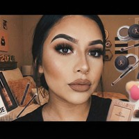 Era Lipstik Matte Kembali, Tren Makeup 2016 Bangkit Lagi di 2026