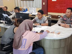 Pergoki Suami dengan Wanita Lain, IRT di Palembang Dianiaya Selingkuhannya