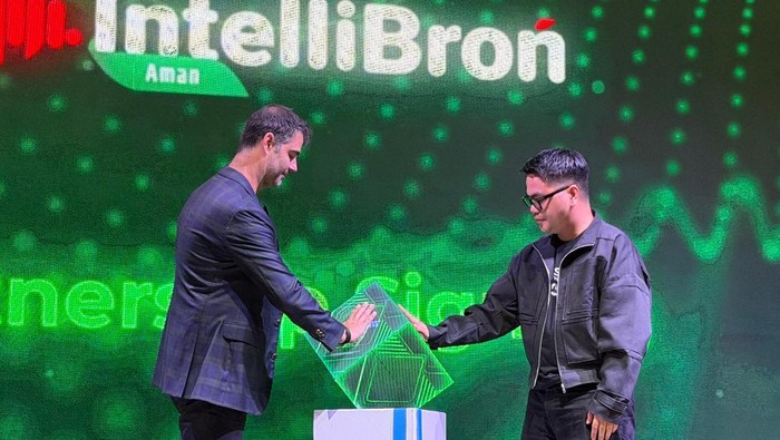 ITSEC Asia memperkenalkan IntelliBroń Aman, aplikasi keamanan siber berbasis AI yang dirancang melindungi individu dan keluarga dari berbagai ancaman digital umum.