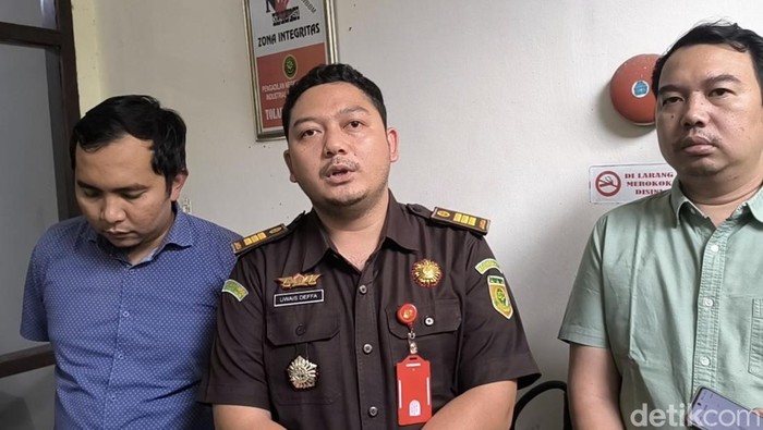 Kasipidum Kejaksaan Negeri Gresik Uwais Deffa