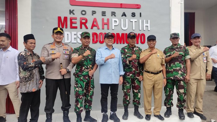 Menko Zulhas Puji Lamongan Punya KDMP Terbanyak di Jatim