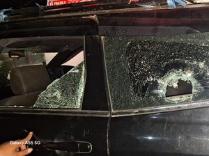 7 Pemuda Lempar Batu dan Air Panas ke Mobil di Luwu, Ibu-2 Anak Jadi Korban